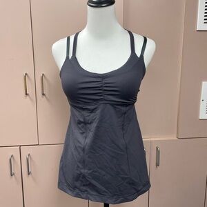 Lululemon Warrior 1 Hot Tank Top Dark Gray 6 built in bra